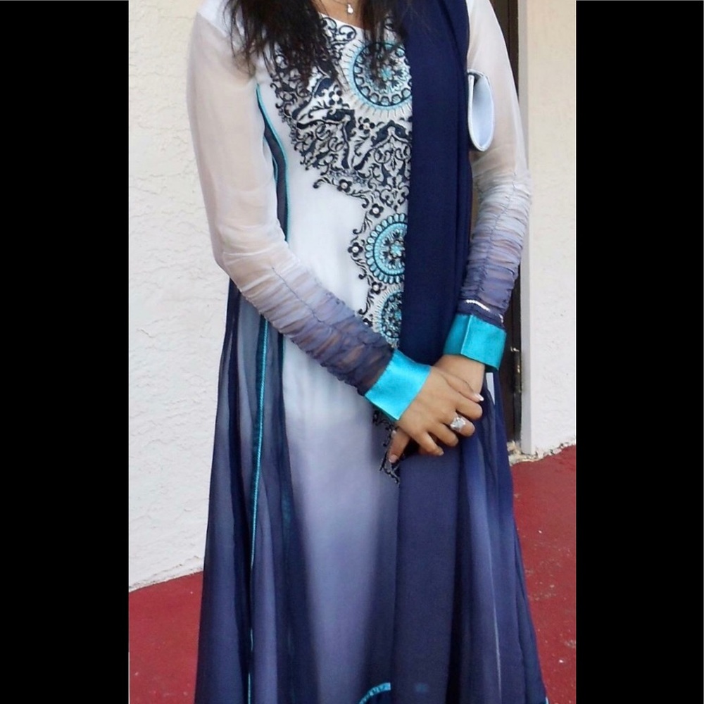 Pakistani Outfit